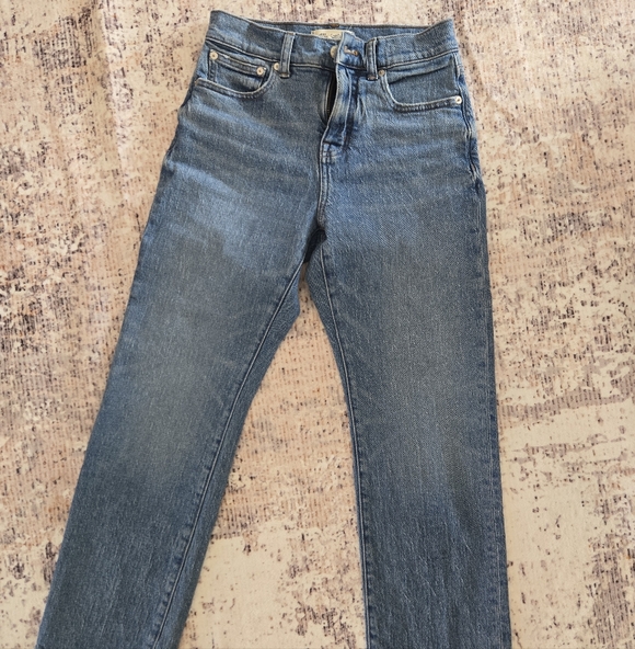 Madewell Denim - Madewell 25P 90s Straight Jeans